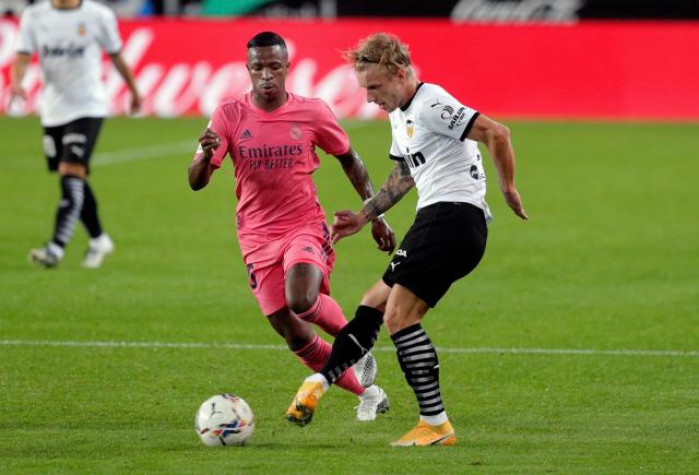  Валенсия размаза Реал Мадрид с дузпи и ВАР 