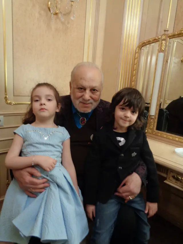  Спомен за Бедрос Киркоров който до последно обичаше България 