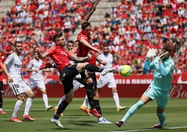  Гранада разпиля Майорка и е покрай спасението 