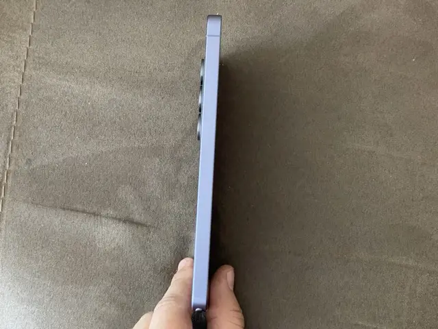 Тествахме Samsung Galaxy S26 Ultra - смартфонът, който мисли вместо вас