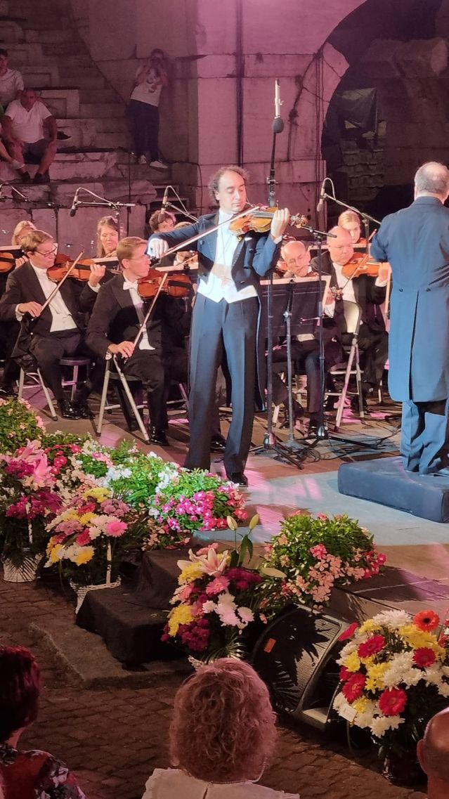 Виенският симфоничен оркестър изправи на крака публиката в Пловдив