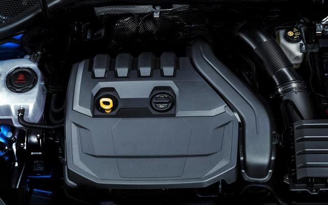  Тествахме новото Audi A3 Sportback (и е по-добро от BMW 1er) 