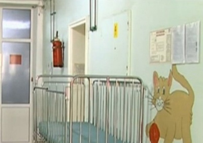 Болницата в Русе се руши и тъне в мръсотия и мухъл