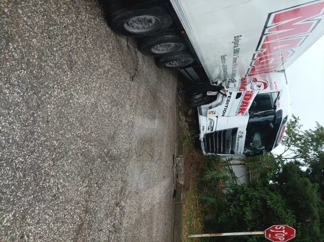  Бащата Николай Попов: Камион се блъсна в бензиностанция покрай мястото, където почина Сияна ВИДЕО+СНИМКИ 