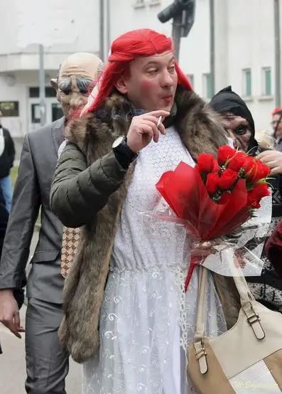 Най-добрите групи на Сурва 2026 ще дефилират днес (СНИМКИ)