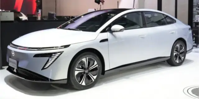 Nissan Primera се завърна като голям, но достъпен електромобил