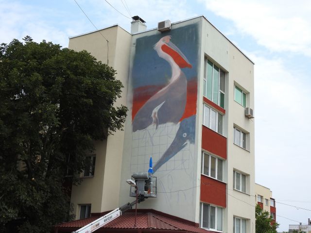 ЕРМ Запад организира изрисуване на блок в град Белене