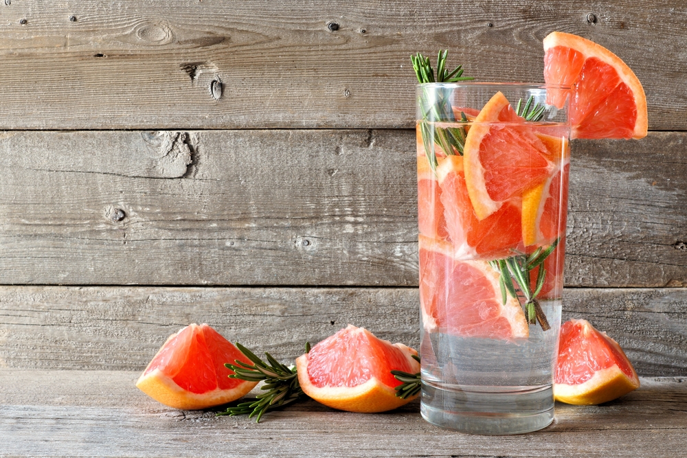 5 причини да пиете сутрин вода с грейпфрут