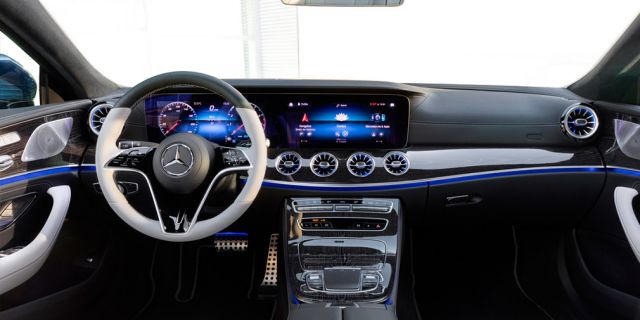 Mercedes представи новия CLS