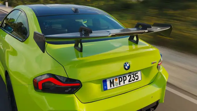 Заводски тунинг за BMW M2 прави купето значително по-бързо, без промени по двигателя