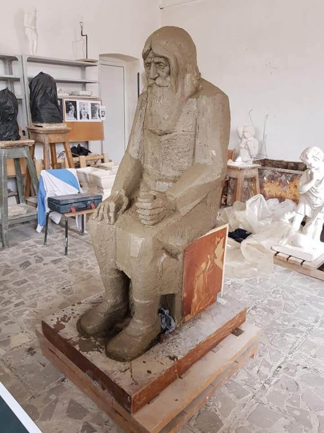  Нов монумент бележи 107 години от рождението на дядо Добри (СНИМКИ) 