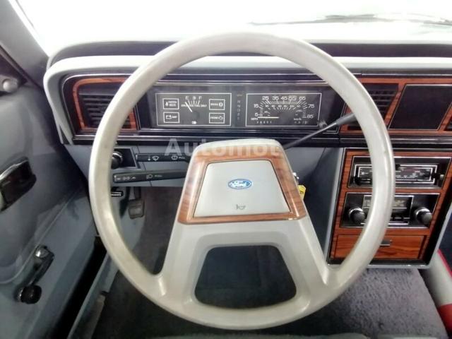  Искат €2 млн. за остаряло комби Ford 