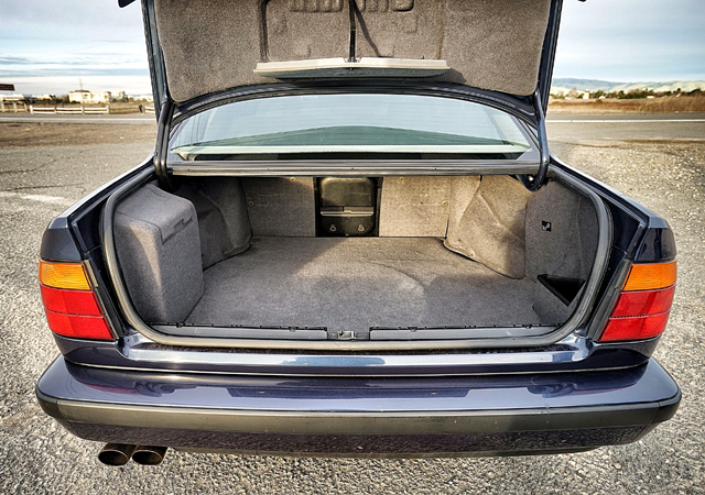 Продава се рядка Alpina