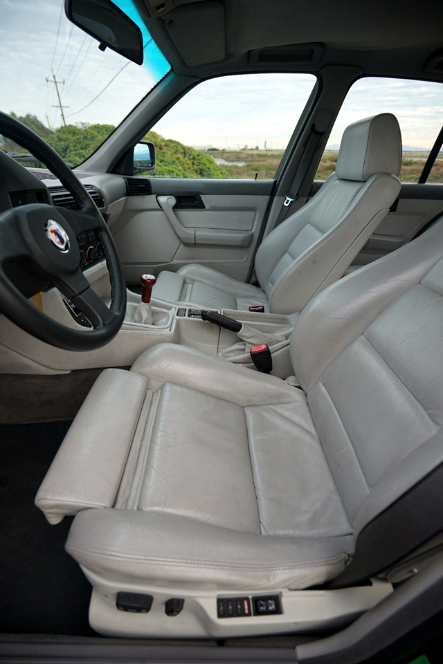 Продава се рядка Alpina