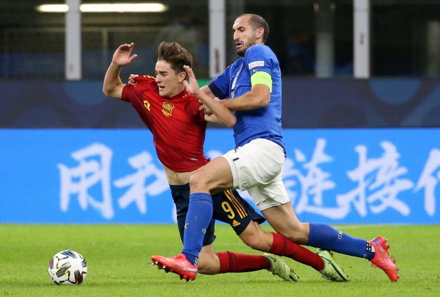  Испания победи 10 от Италия в първия полуфинал от Лигата на нациите 