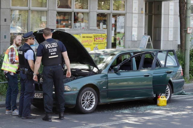Подозрително BMW вдигна на крак полицията