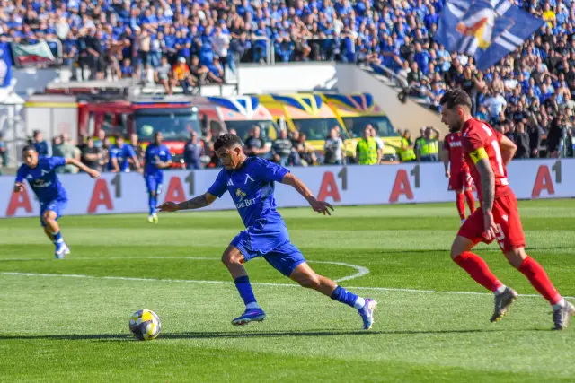 Вечното дерби ЦСКА - Левски в СНИМКИ 