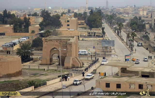 Падна стратегическа база на Ислямска държава в Сирия (ВИДЕО+СНИМКИ)