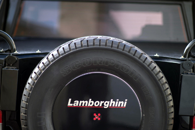 Продадоха всъдеходно Lambo за 7 хил.