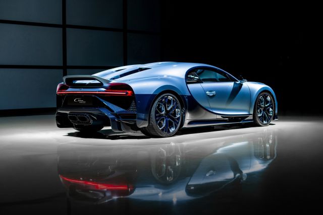  Bugatti достави рекорден брой коли през 2022 година, единият е у нас - 3 
