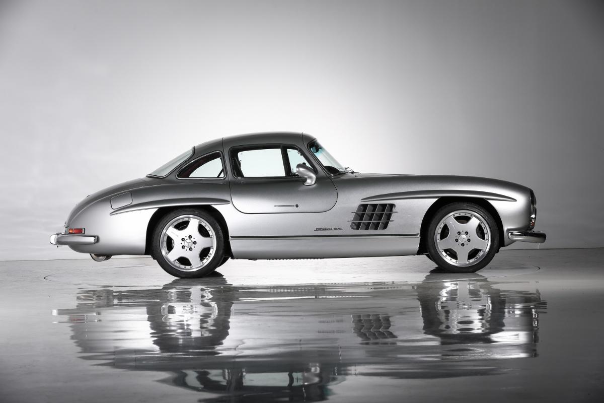 Продава се легендарен Mercedes с тунинг от AMG
