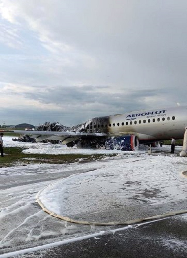 Защо катастрофира самолетът в Москва?