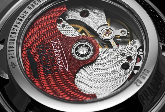  В Русия се продава ръчен часовник с метал от атомна подводница 