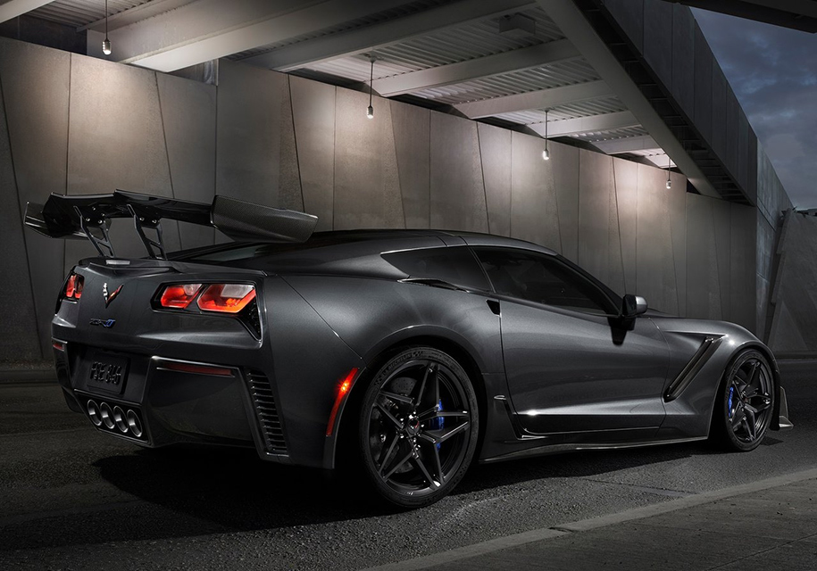 Най-мощният Corvette лепи стотака за 2.8 секунди
