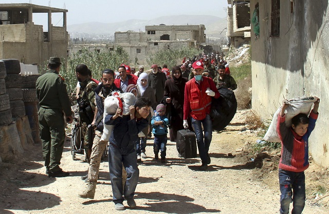 Неясно бъдеще за последната бунтовническа крeпост в Сирия (СНИМКИ)