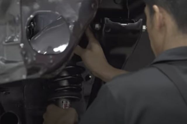  Nissan сподели по какъв начин реставрира Skyline за 400 хиляди $ (ВИДЕО) 