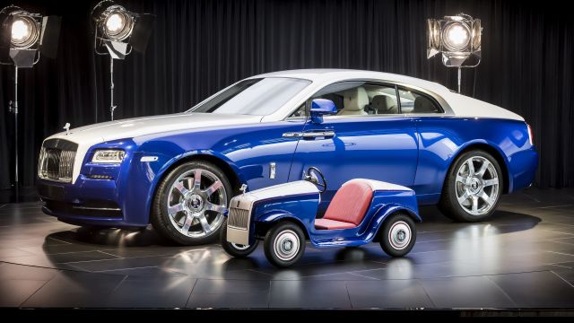 Rolls-Royce възстанови първата си електрическа кола