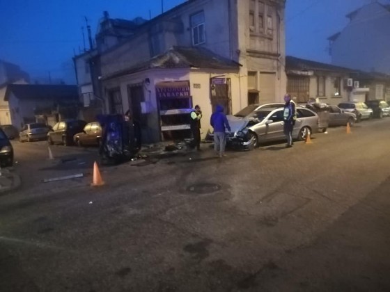 Пиян отне предимството на неправоспособен посред нощ във Варна (СНИМКИ)