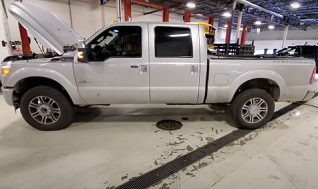  Да отидеш няколко пъти до луната с... Ford 