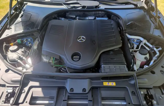 We tested the new Mercedes S-Class (with a diesel six and a gasoline V8, burning on... Euro 7) 