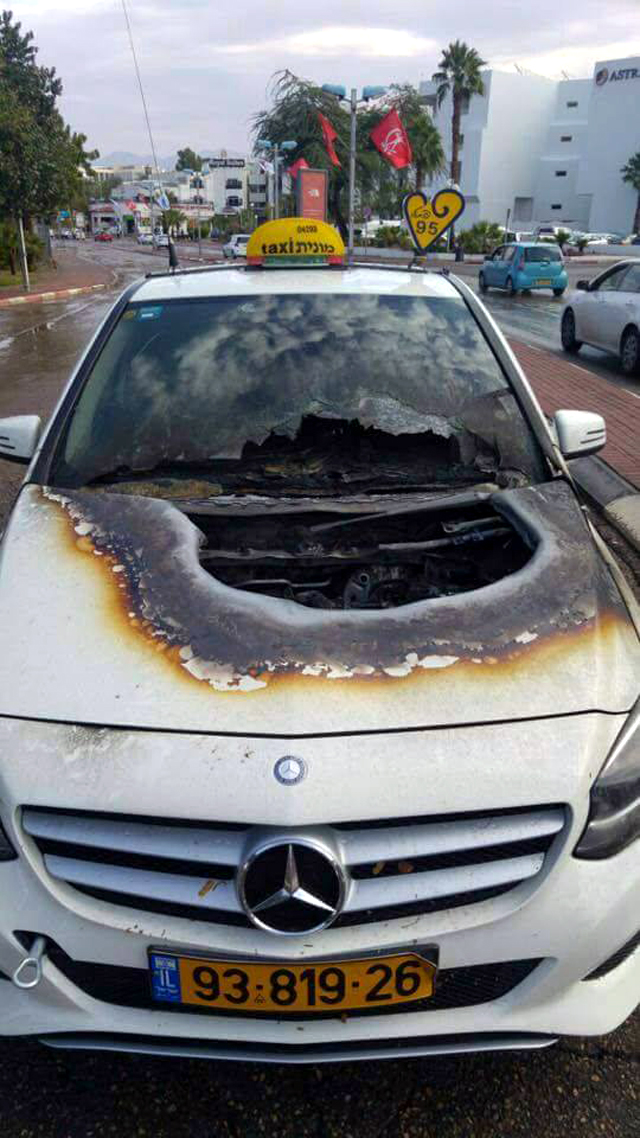 Такси срещу мълния