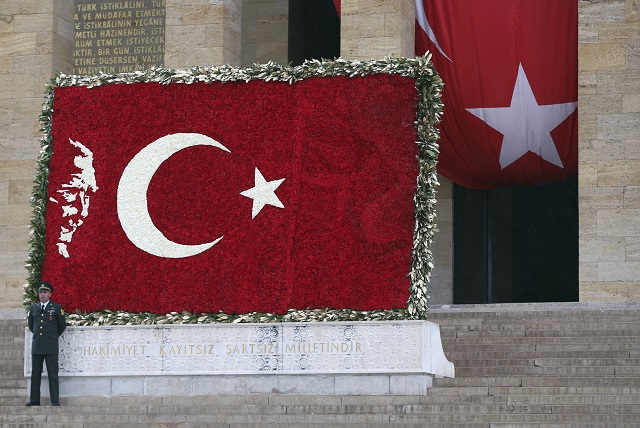 Предотвратиха атентат навръх националния празник на Турция (Снимки)