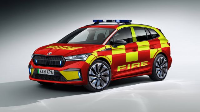 Електрически „ шкоди “ ще служат на полицията | ФАКТИ.БГ Електрически „ шкоди “ ще служат на полицията