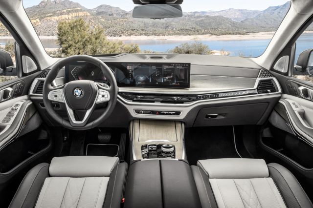 BMW представи новото X7, какви са промените?
