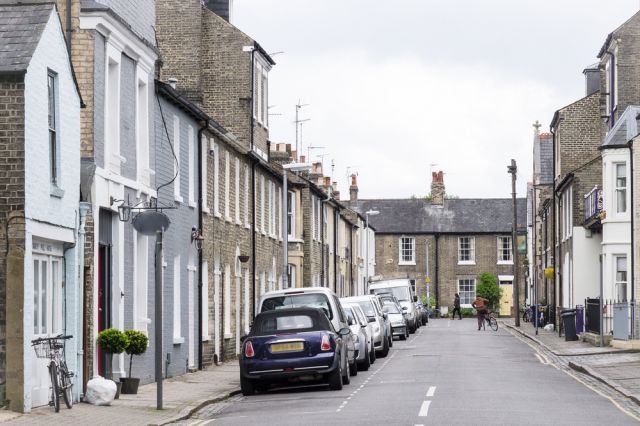 Във Великобритания изкарват милиони от алеите пред къщите си
