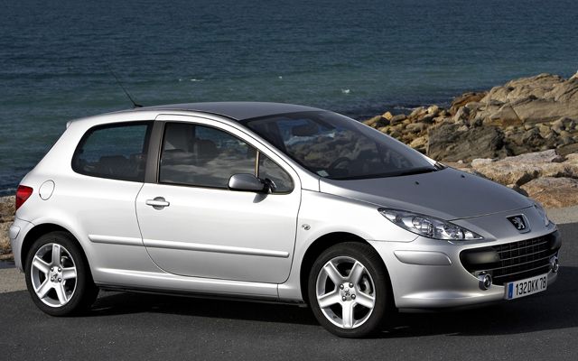 Топ 3 използвани хечбека с три порти | ФАКТИ.БГ Топ 3 използвани хечбека с три порти