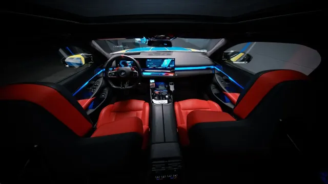 BMW M5 Touring също се превърна в патрулен автомобил