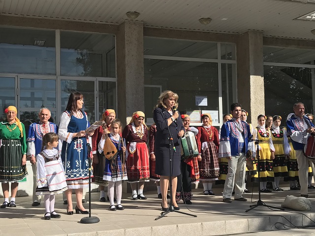 Българите в Украйна: Езикът ни изчезва (СНИМКИ)