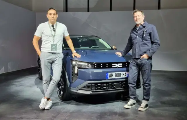 Кралят на евтините семейни автомобили: Представяме ви новата Dacia Striker, която пристига с 4х4, 3D технологии и цена под 25 000 евро! | ФАКТИ.БГ Кралят на евтините семейни автомобили: Представяме ви новата Dacia Striker, която пристига с 4х4, 3D технологии и цена под 25 000 евро!