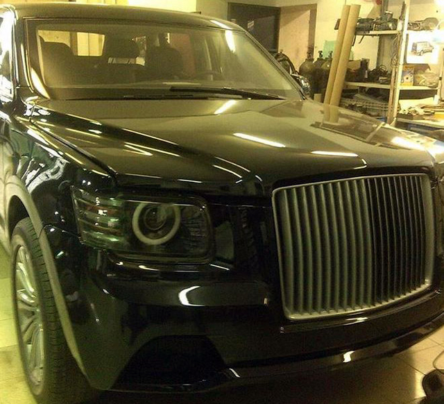 Първи снимки на руския правителствен джип