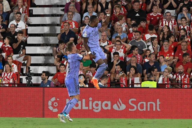  Реал Мадрид с сложен триумф на старта в Ла Лига 