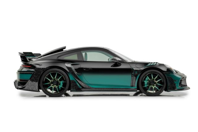 Mansory показа брутално 911 Turbo S