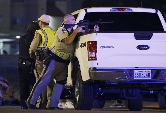 Стрелба и убити в центъра на Лас Вегас (ВИДЕО+СНИМКИ)