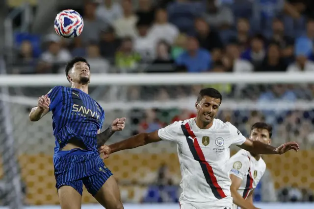 Ал-Хилал хвърли втора огромна бомба и в профил Ман Сити в вманиачен мач