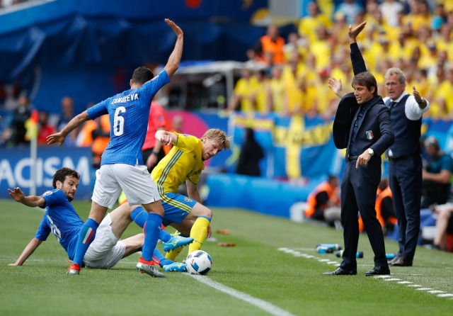 Италия успя да сломи Швеция с гол в края