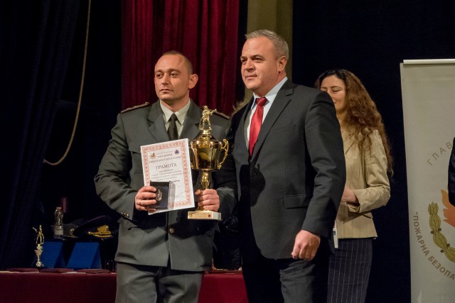Боян Кондуров e "Пожарникар на годината"